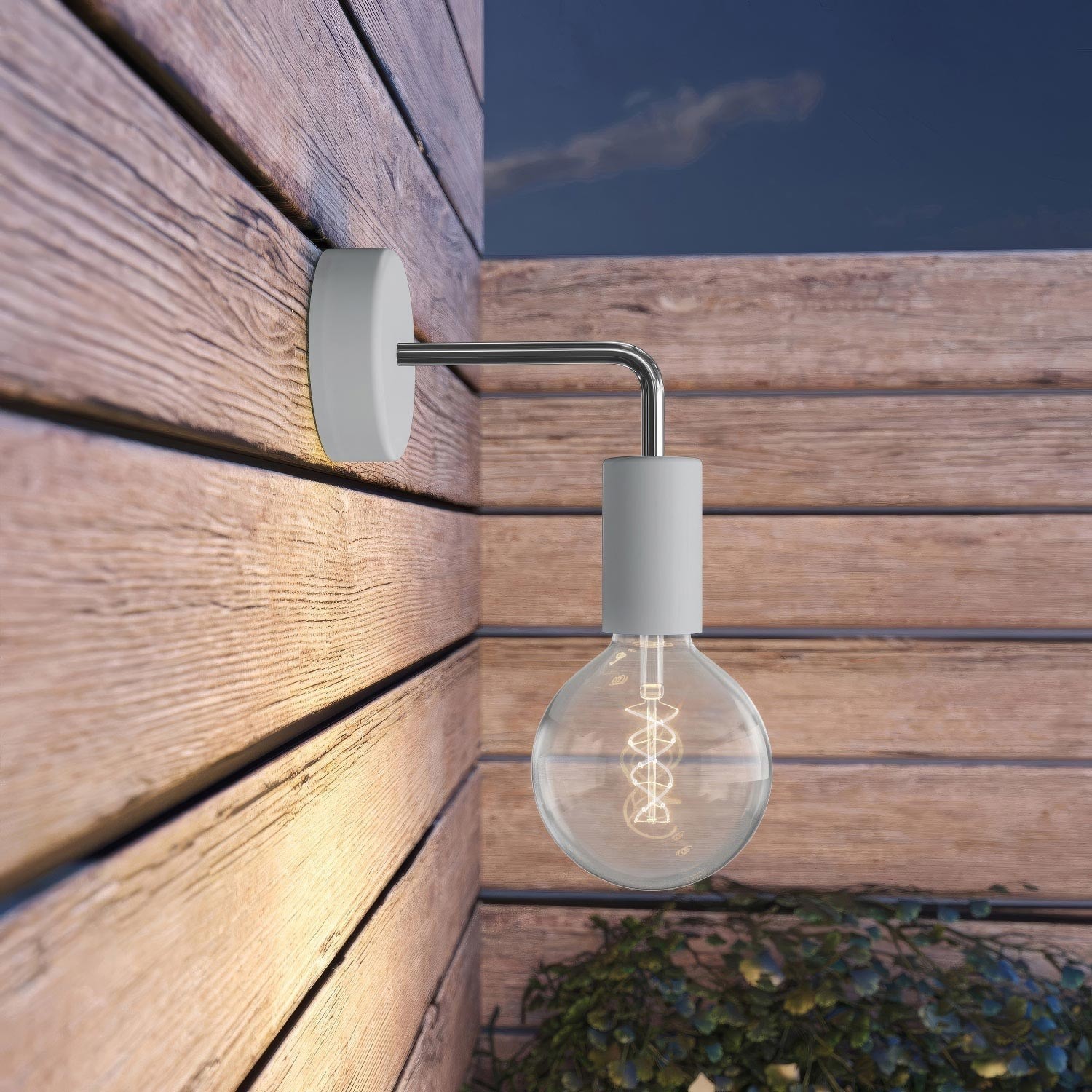 Fermaluce EIVA ELEGANT with L-shaped extension, ceiling canopy and socket for wet locations