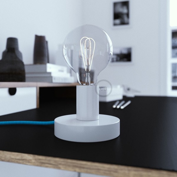 The Posaluce | White Metal Table Lamp