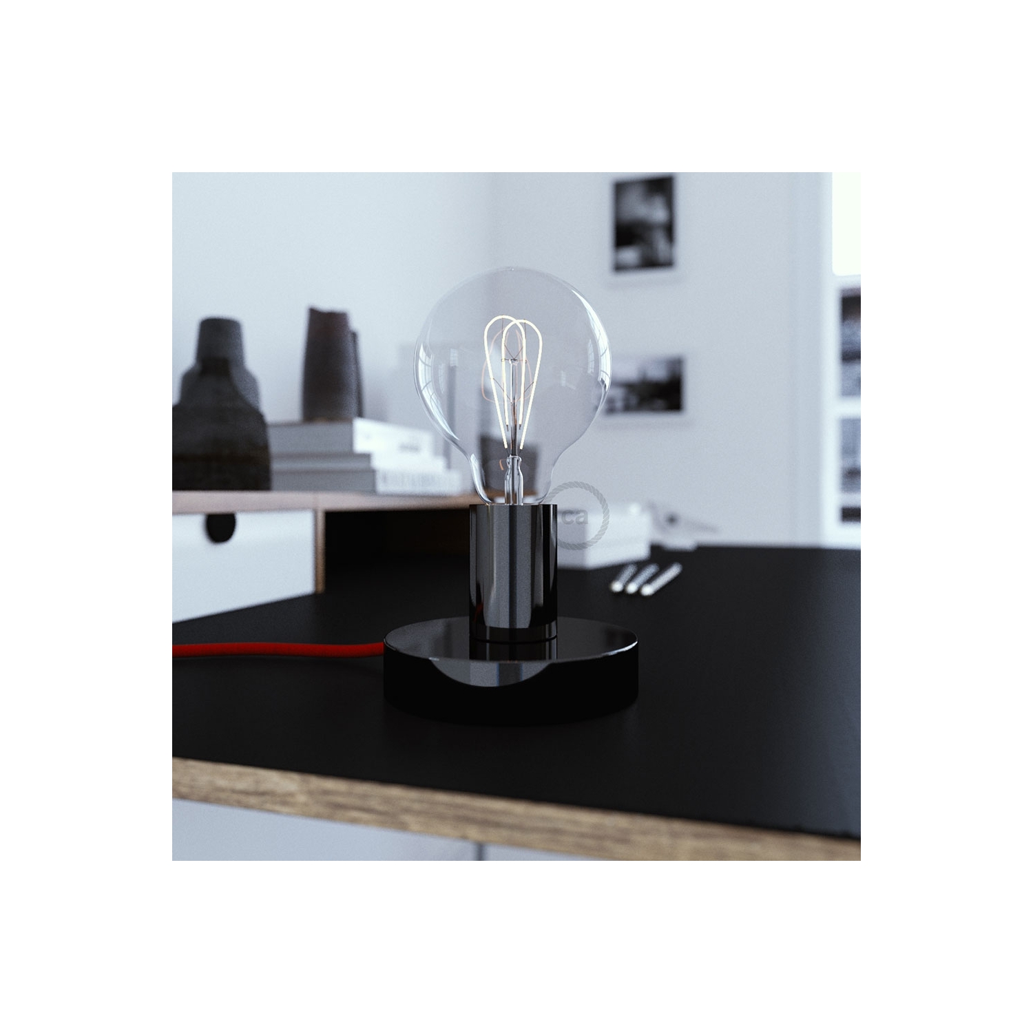 The Posaluce | Black Pearl Metal Table Lamp