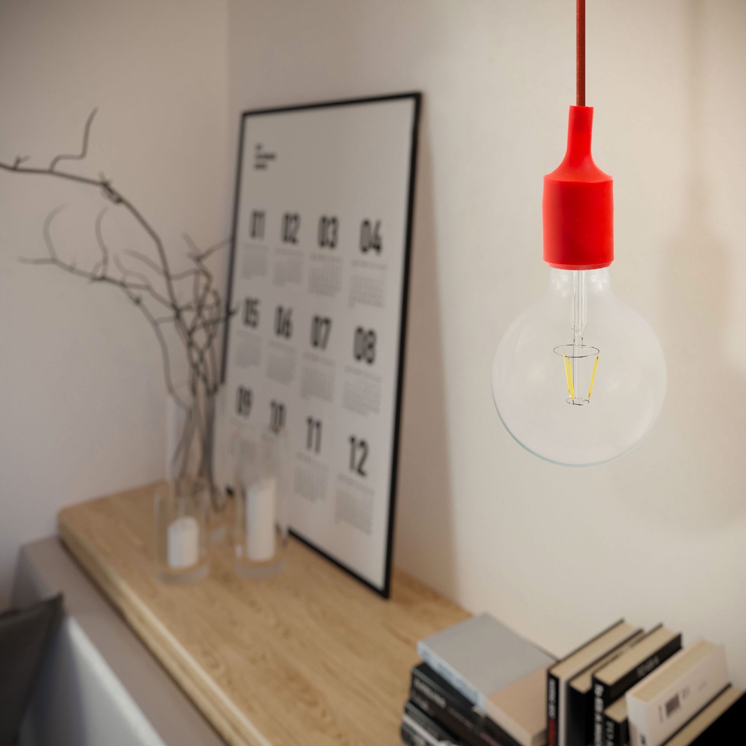 Pendant lamp with textile cable and silicone details