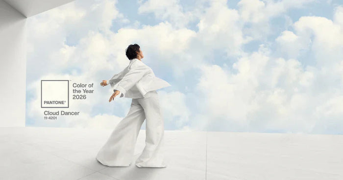 Cloud Dancer Pantone