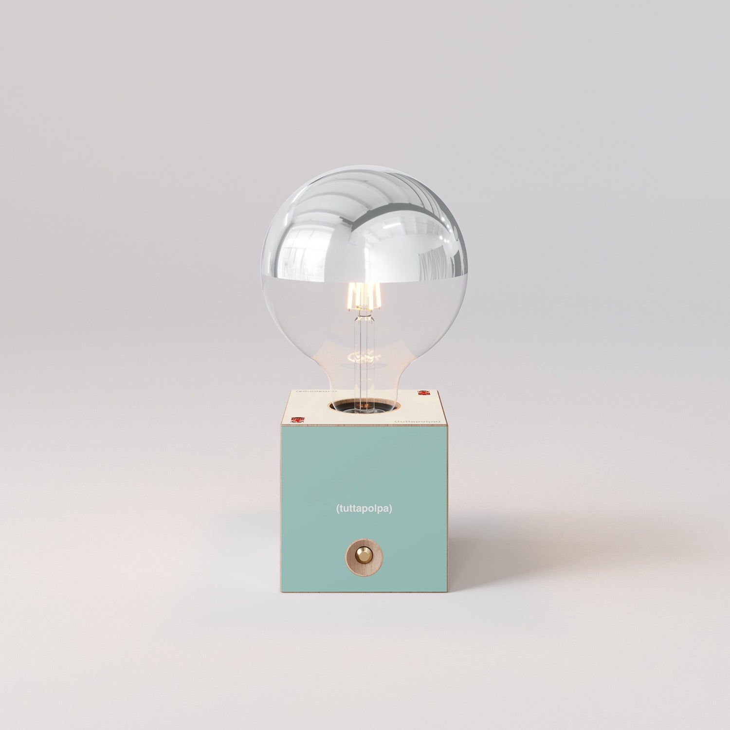 Cabless03 "Pensati all’Elba" con lampadina globo mezza sfera argento - Tuttapolpa