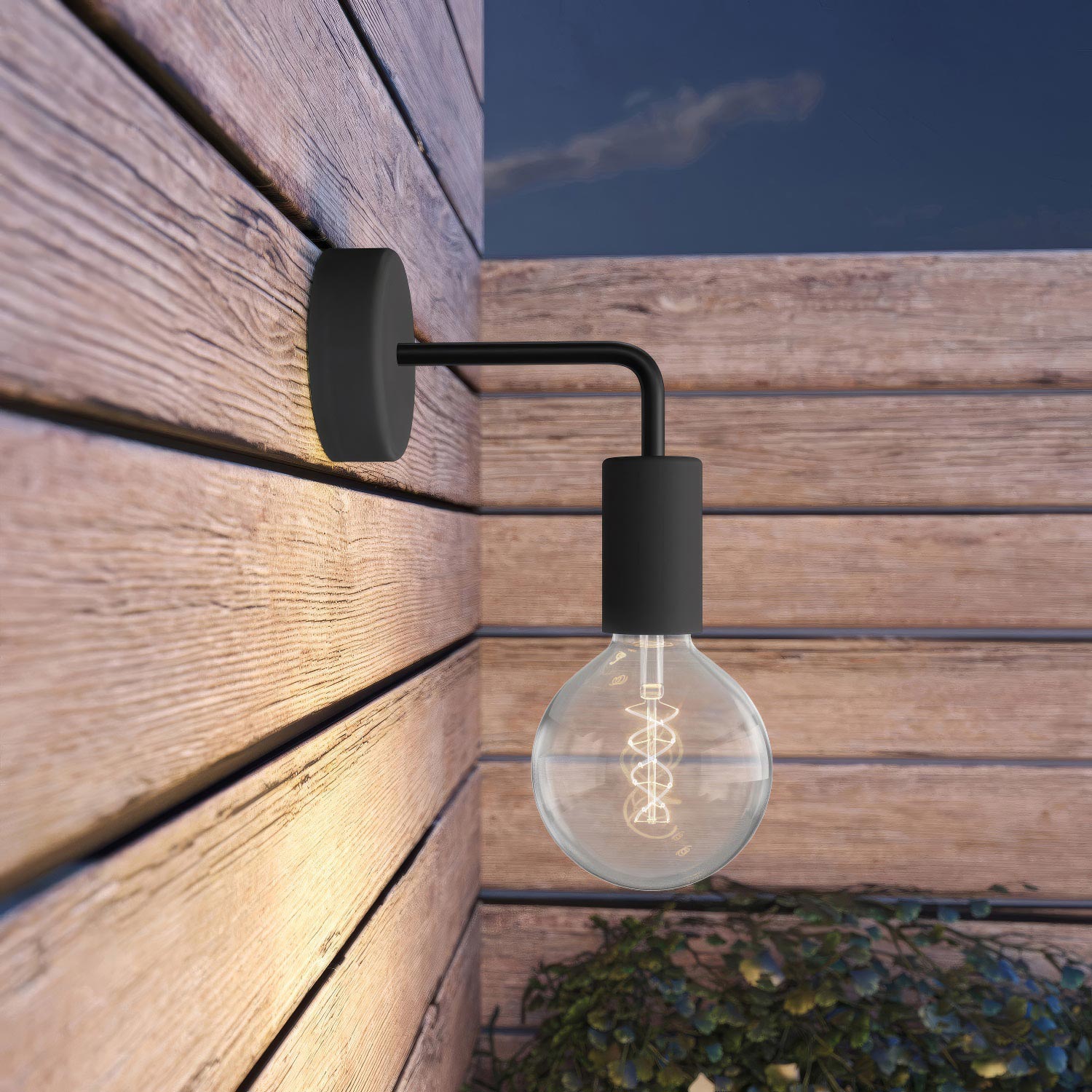 Fermaluce EIVA ELEGANT with L-shaped extension, canopy and socket for wet locations - Black
