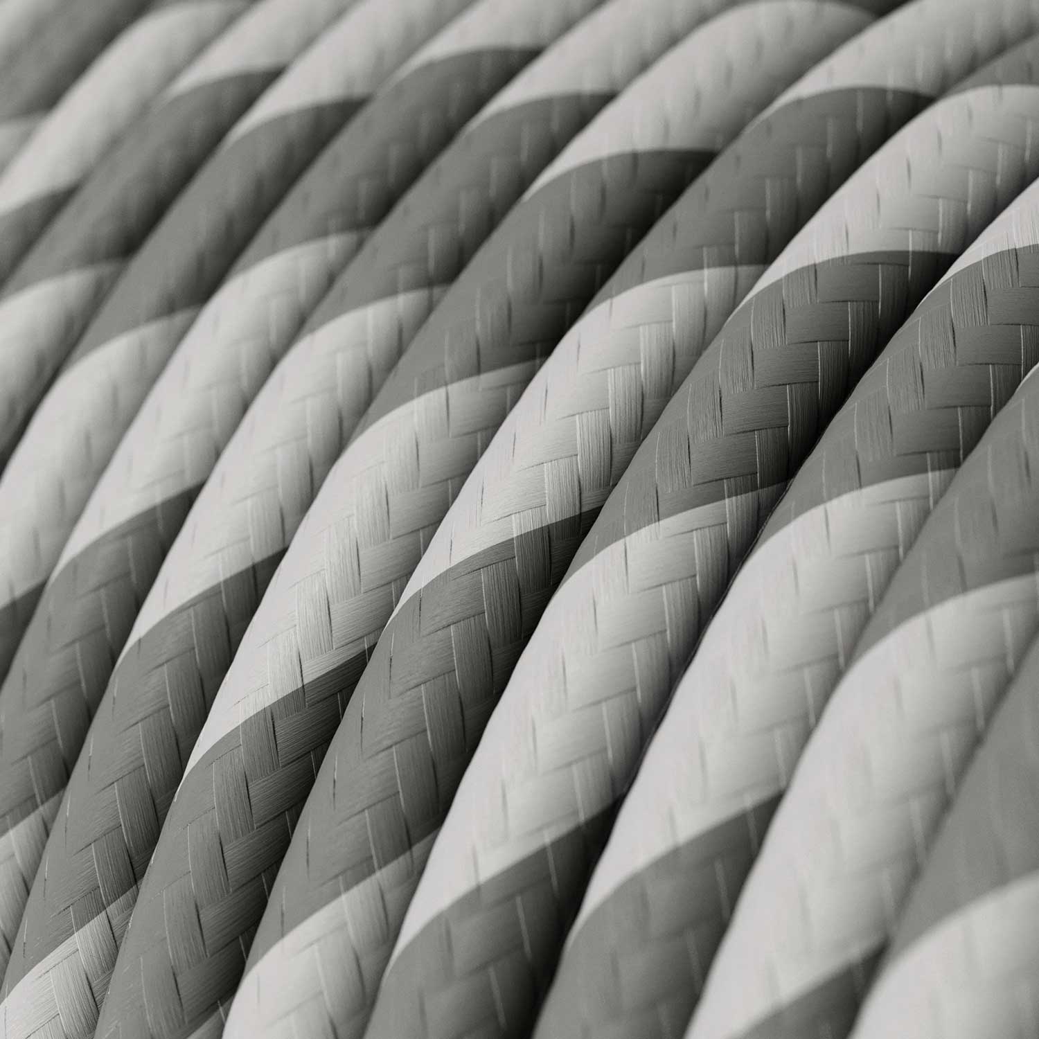 Round Electric Vertigo HD Cable covered by Silver and Gray fabric ERM55